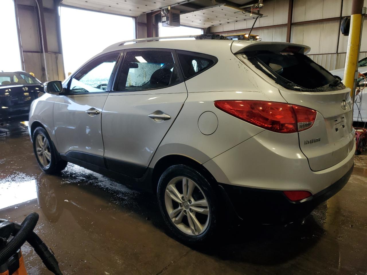 2013 Hyundai Tucson - Image 2