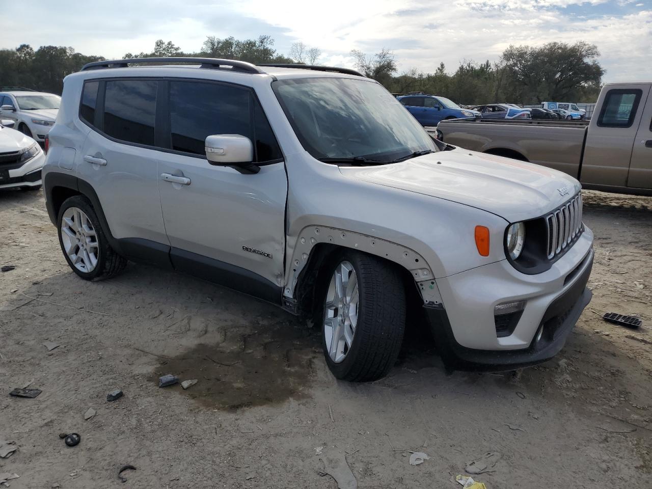 2021 Jeep Renegade - Image 4