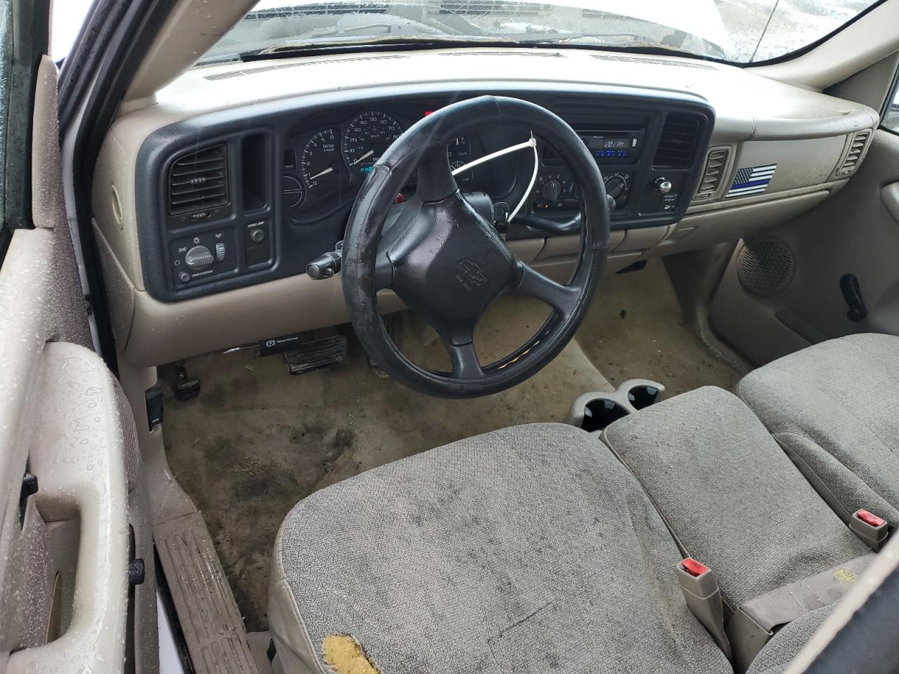 2002 Chevrolet Silverado C1500 VIN: 1GCEC14V12Z305032 Lot: 46584315