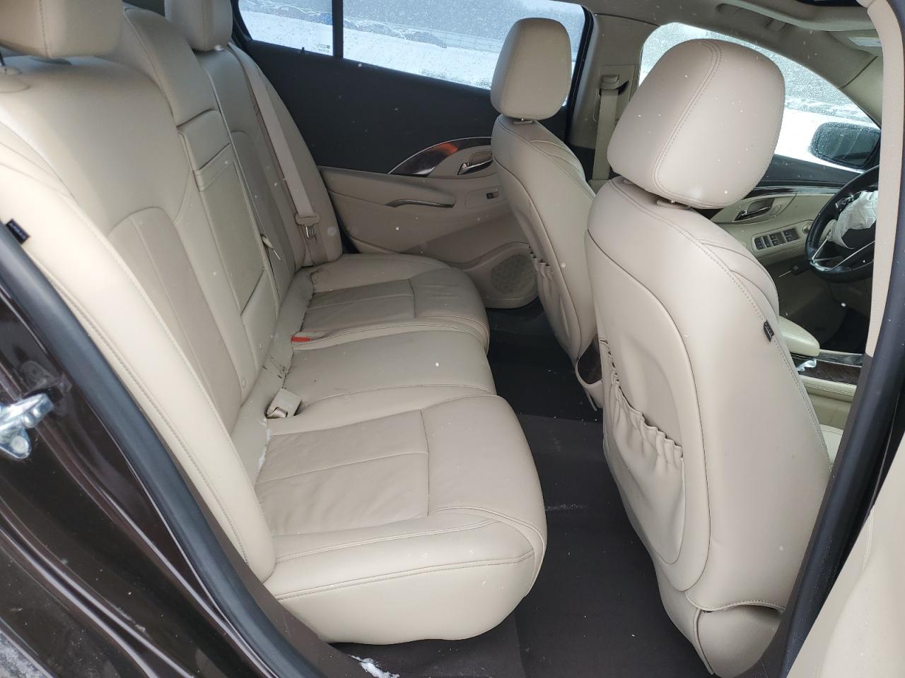 2015 Buick LaCrosse - Image 10