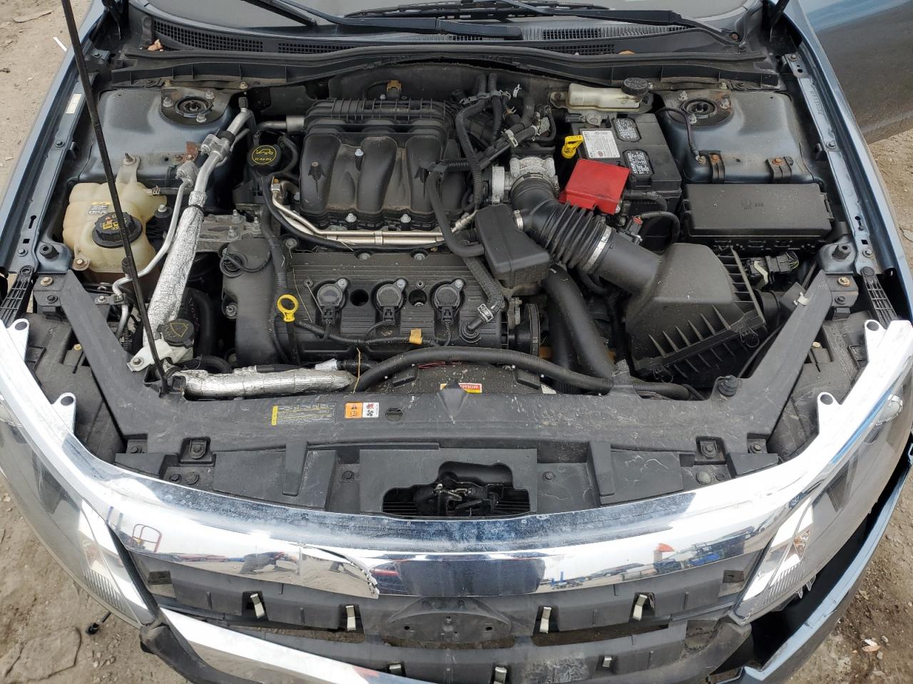 2012 Ford Fusion - Image 12