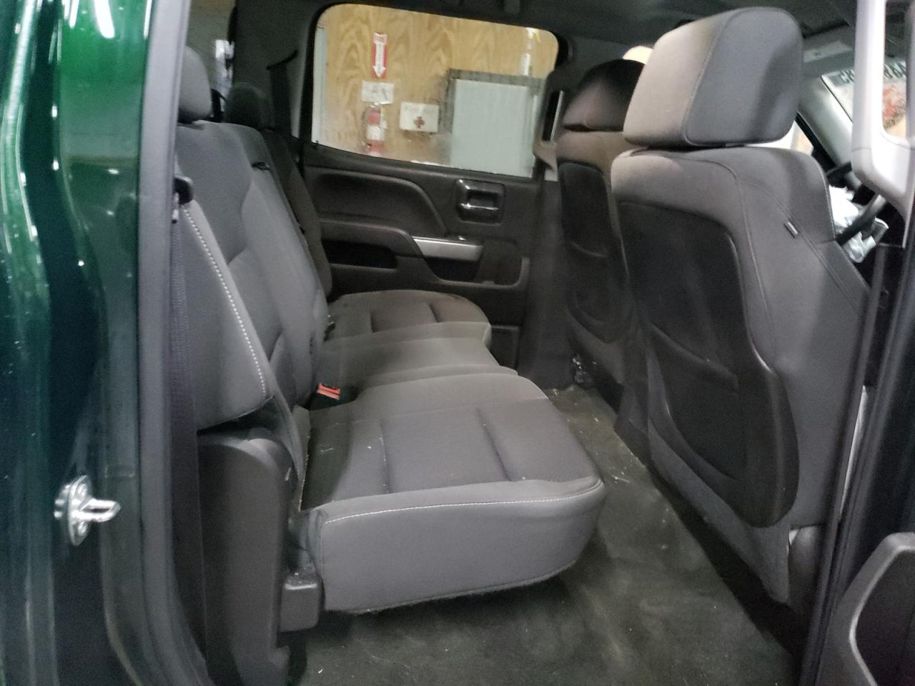 2015 Chevrolet Silverado - Image 11