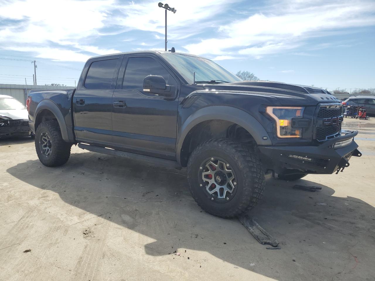 2019 Ford F-150 - Image 4