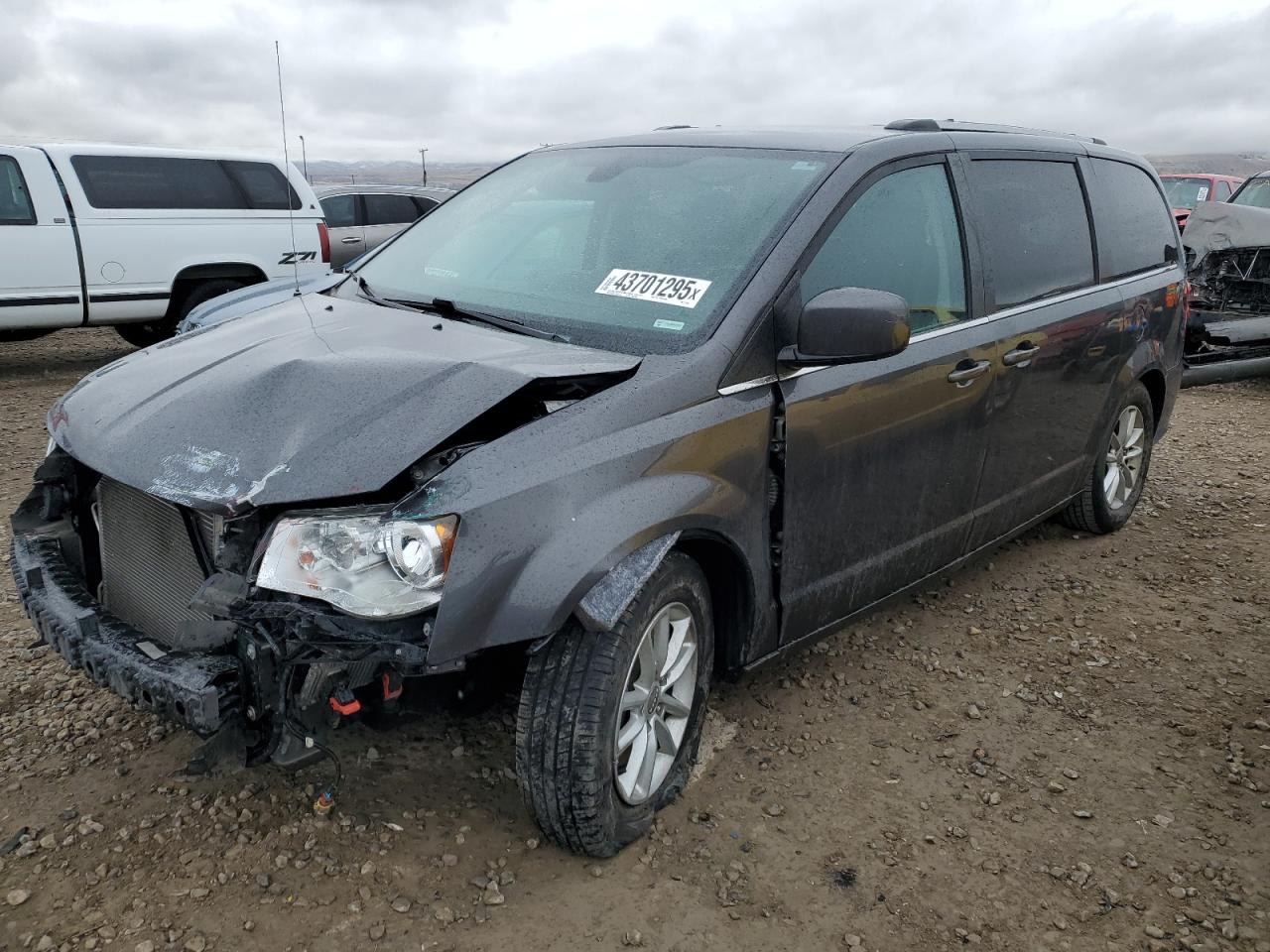 2019 Dodge Caravan - Image 1