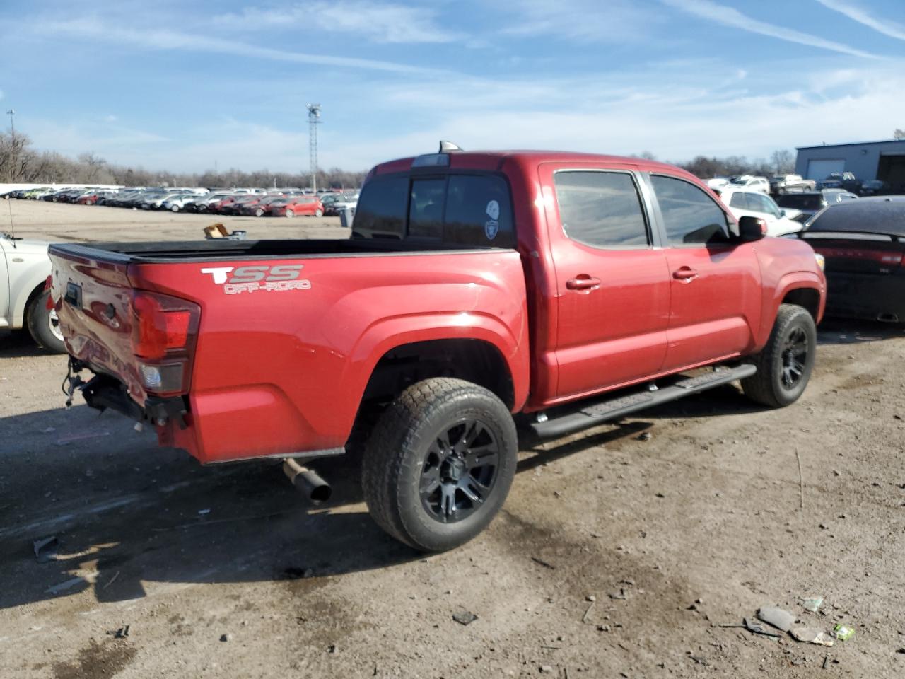 2018 Toyota Tacoma - Image 3
