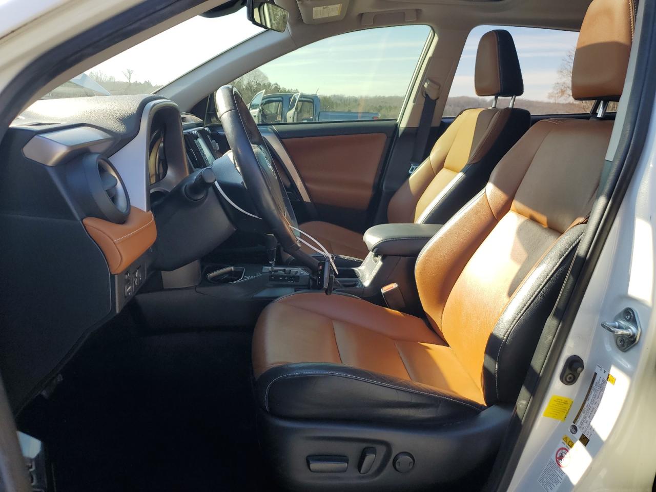 2016 Toyota RAV 4 - Image 7