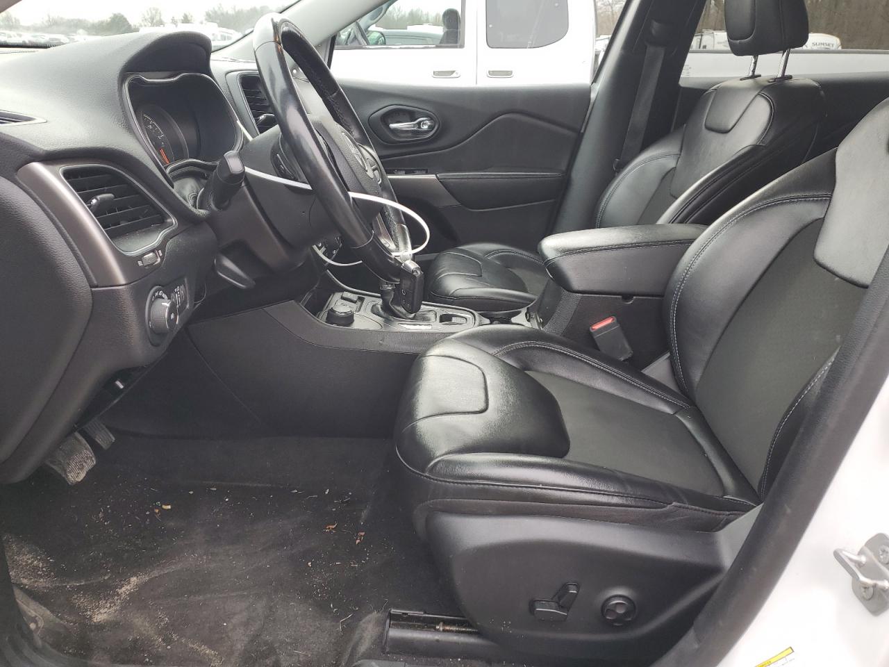 2020 Jeep Grand Cherokee - Image 7