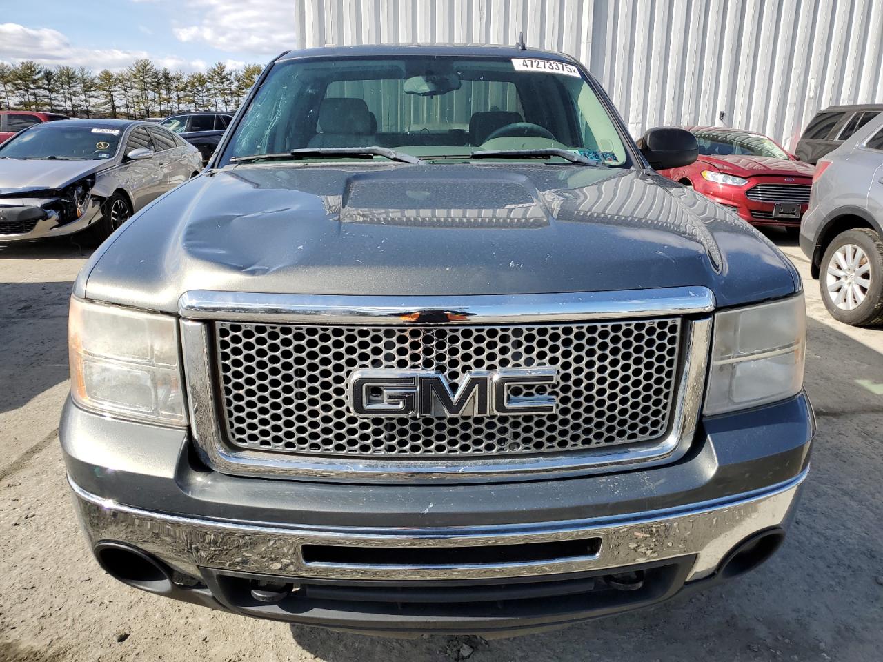 2011 GMC Sierra - Image 5