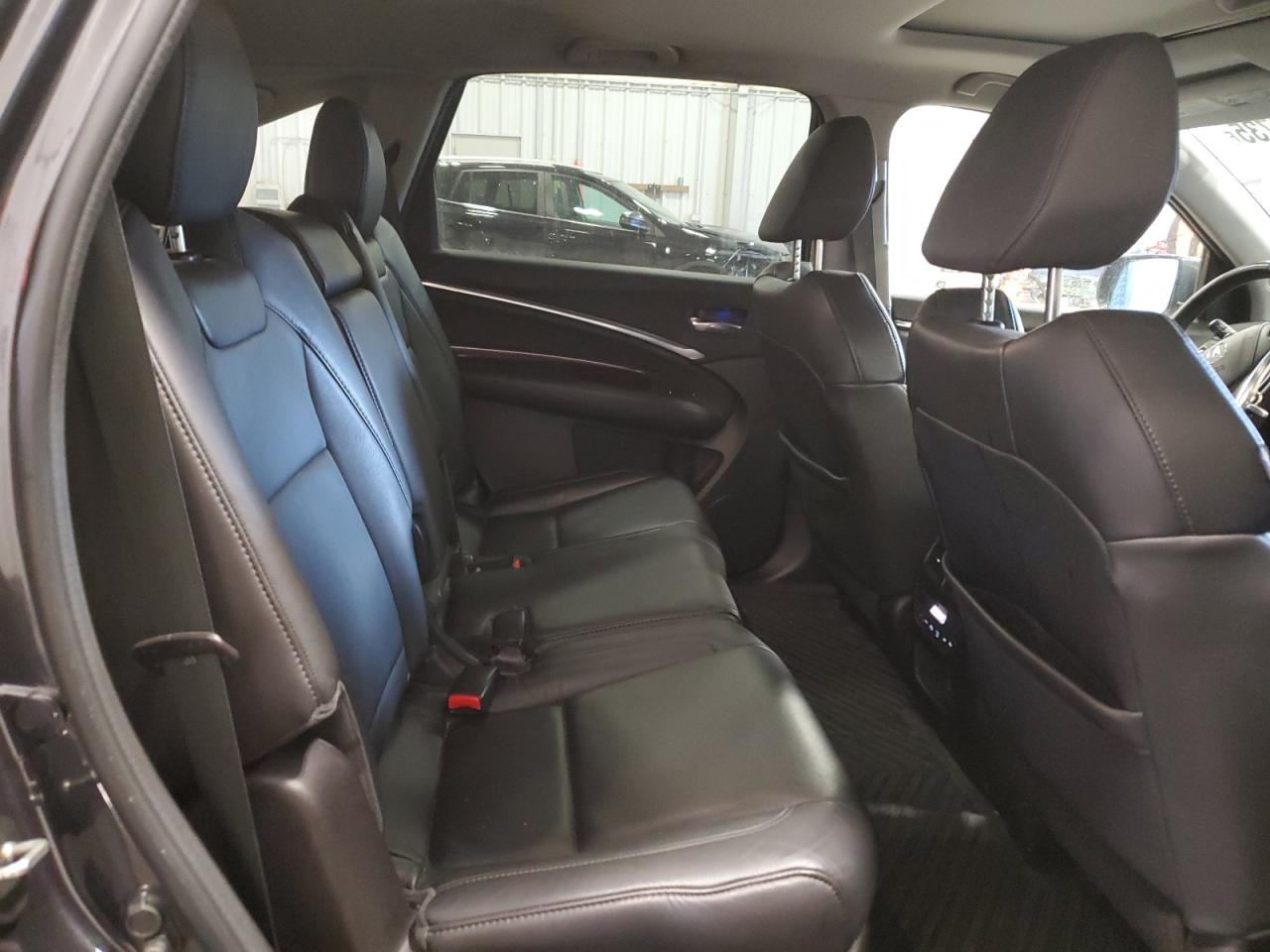 2016 Acura MDX - Image 11