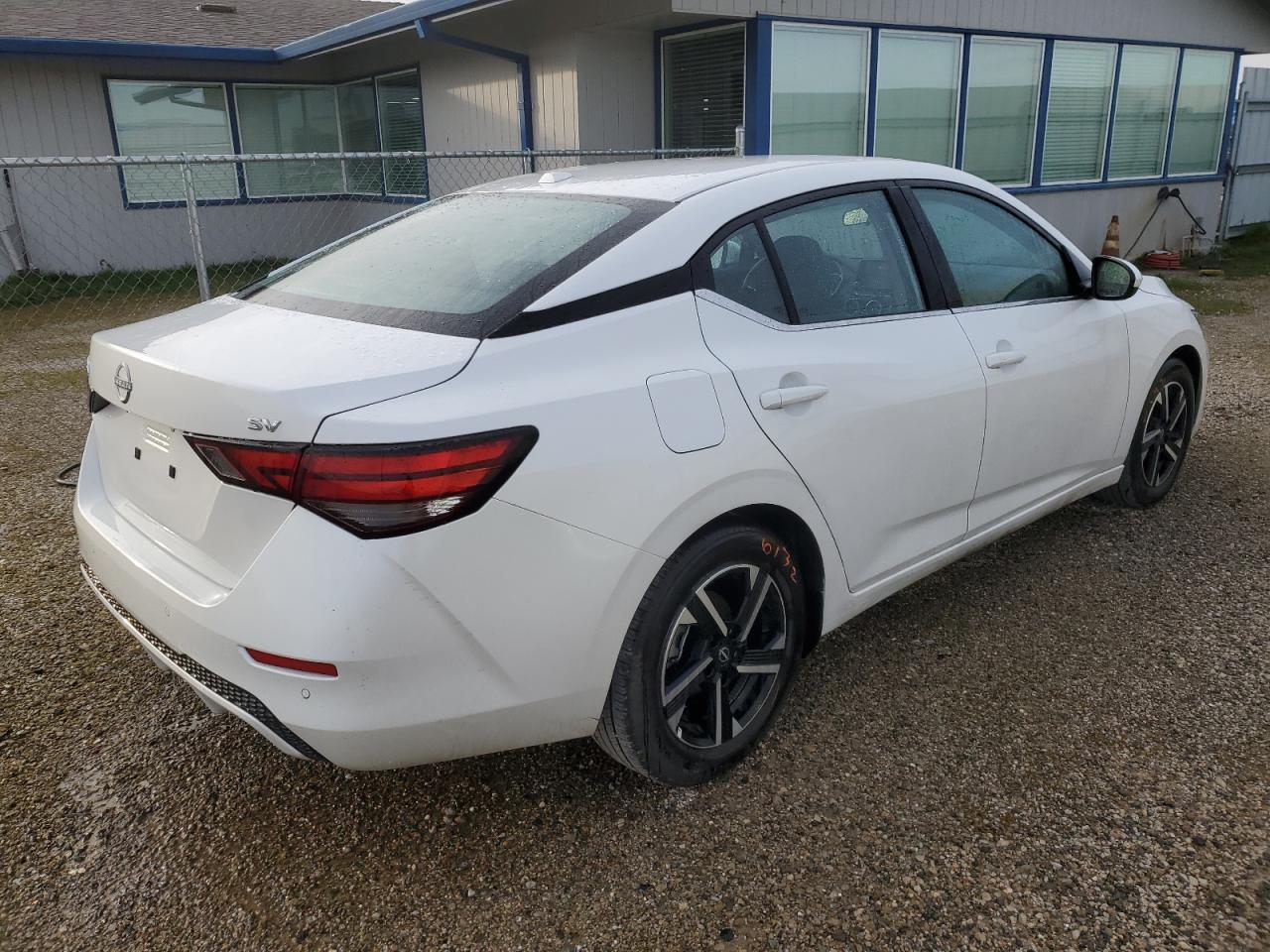 2024 Nissan Sentra - Image 3