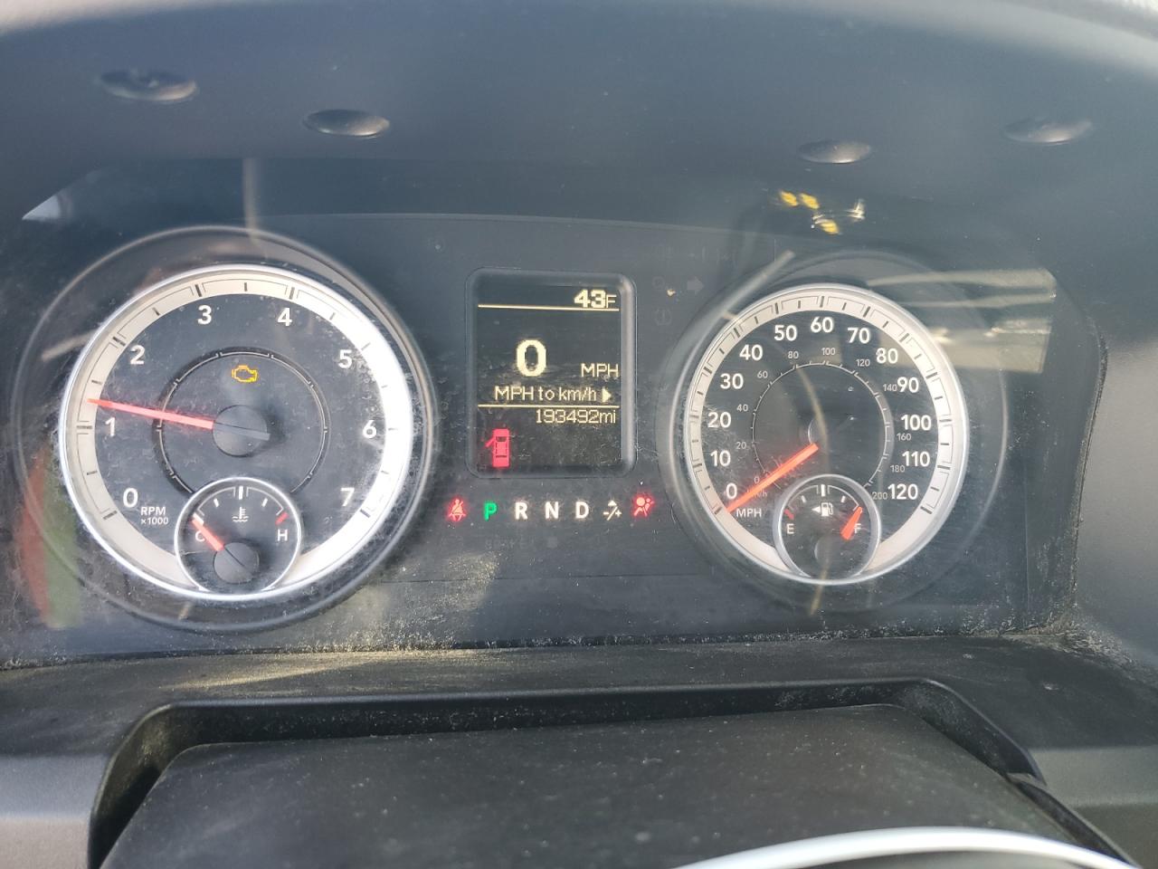 2013 RAM 1500 - Image 9