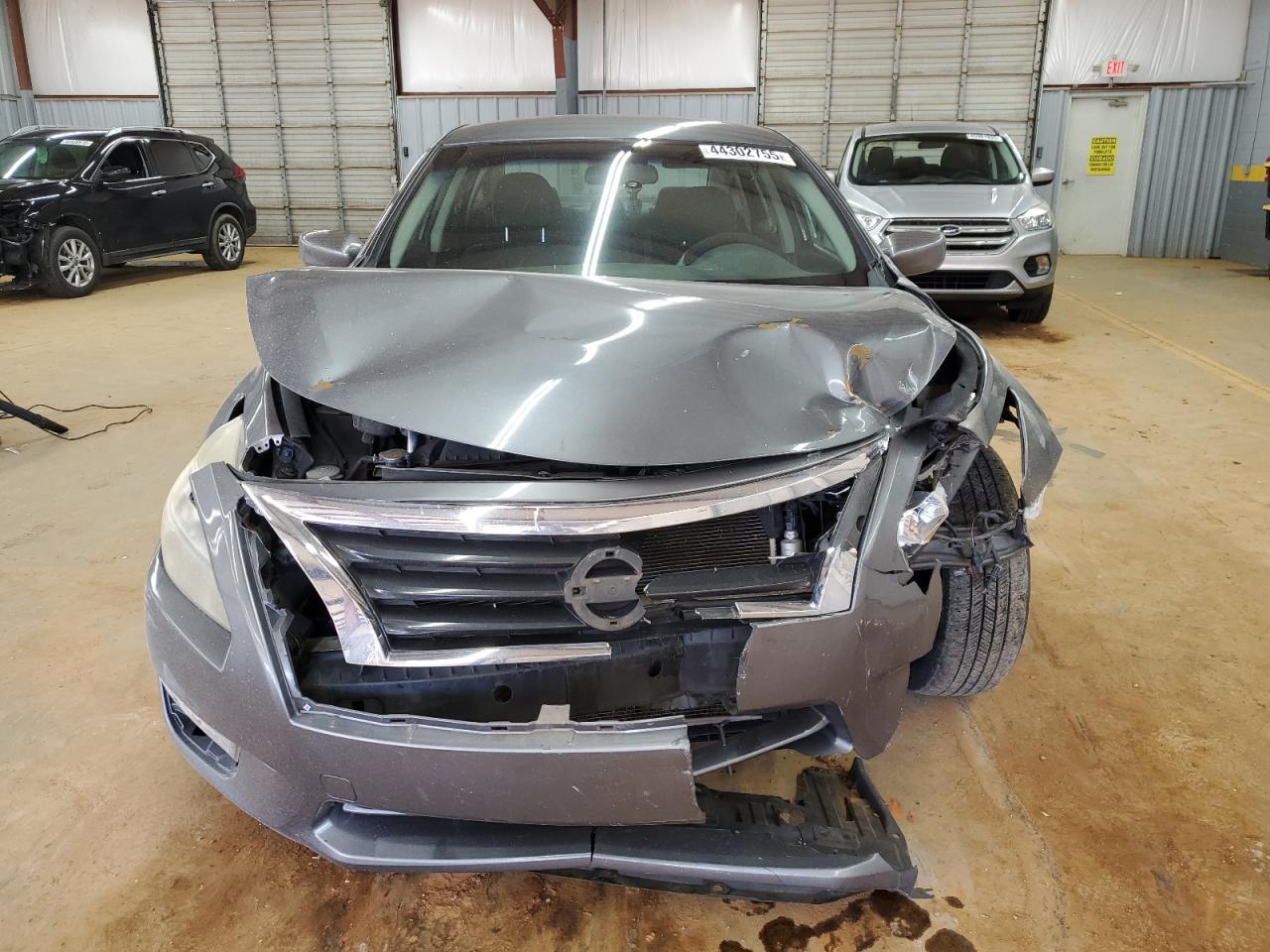 2015 Nissan Altima - Image 5