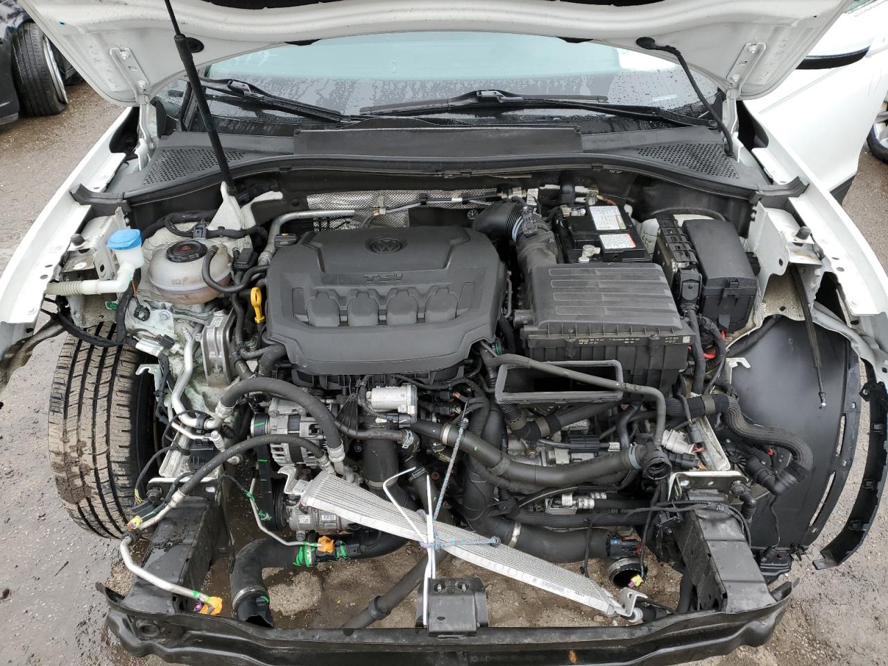 2019 Volkswagen Tiguan - Image 12