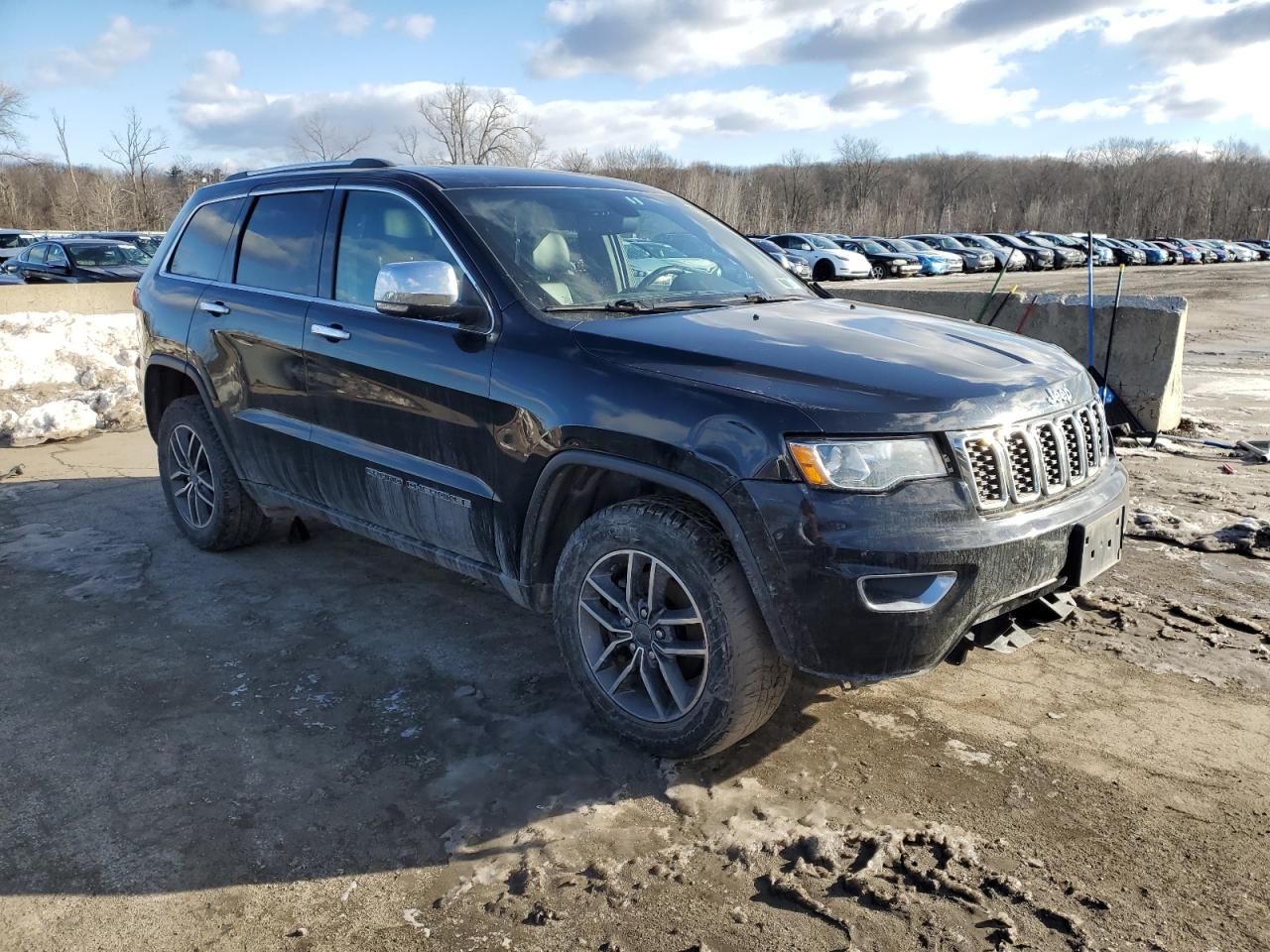 2020 Jeep Grand Cherokee - Image 4