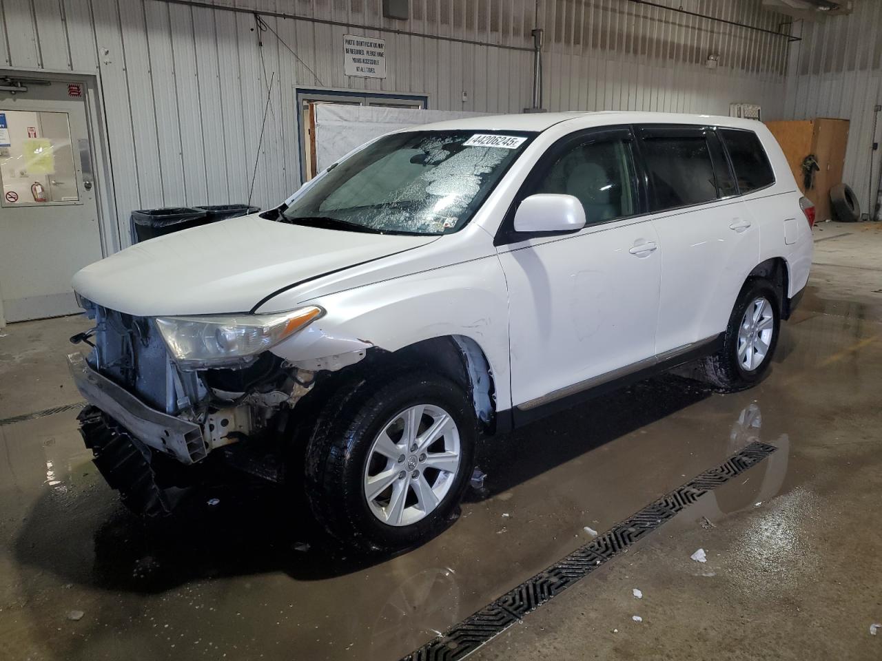 2012 Toyota Highlander - Image 1