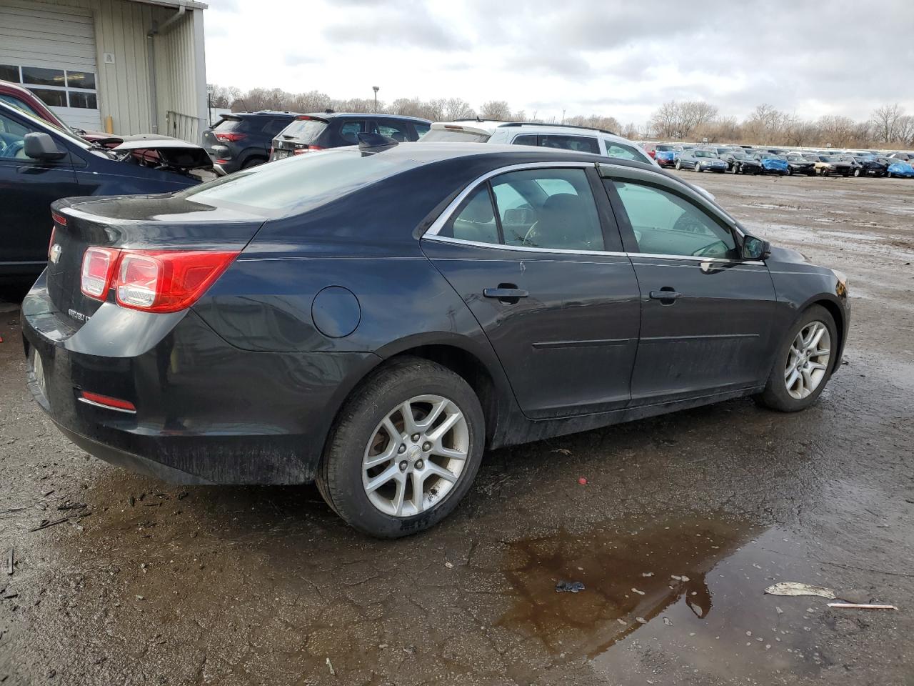 2015 Chevrolet Malibu - Image 3