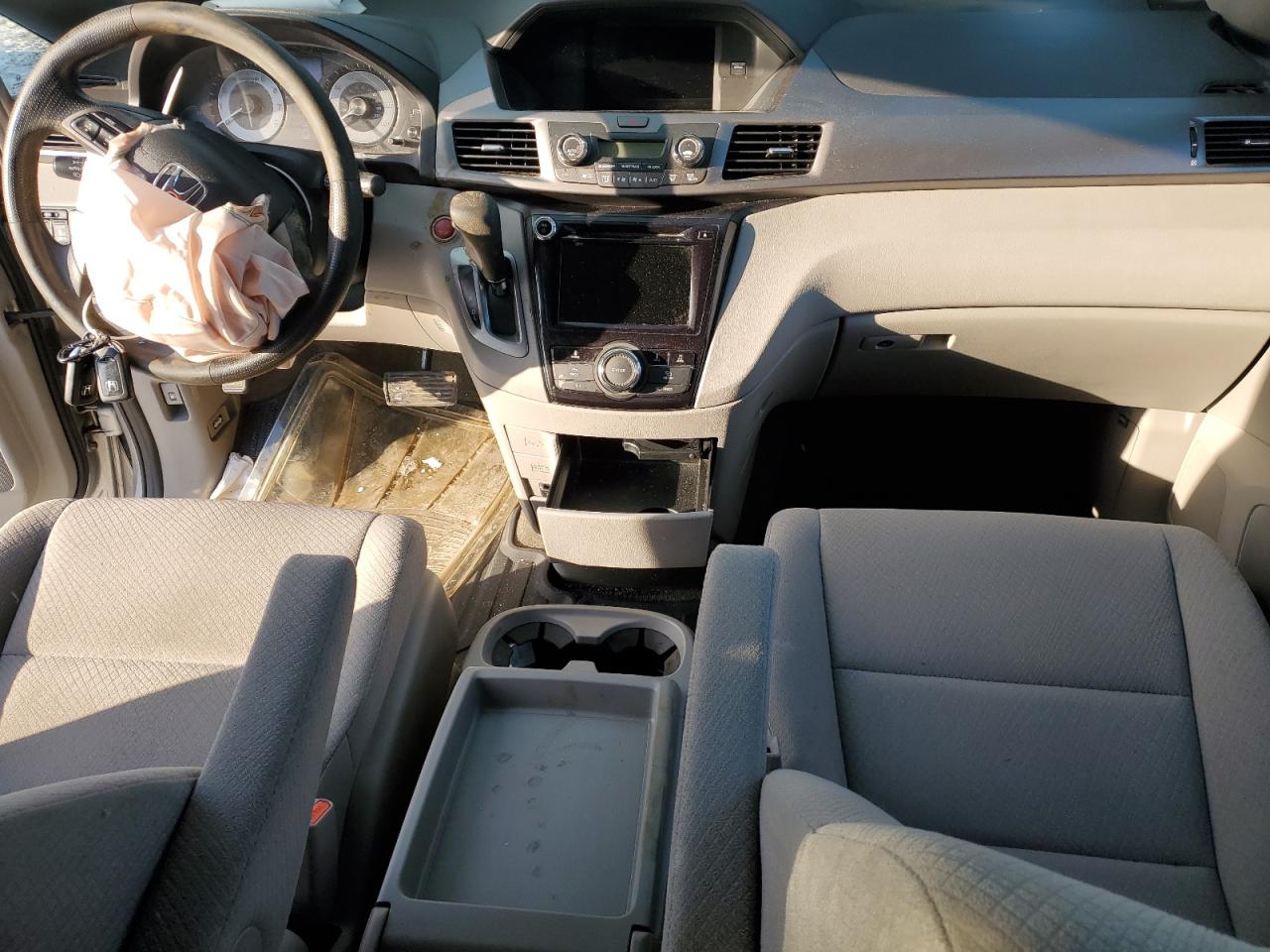 2015 Honda Odyssey - Image 8