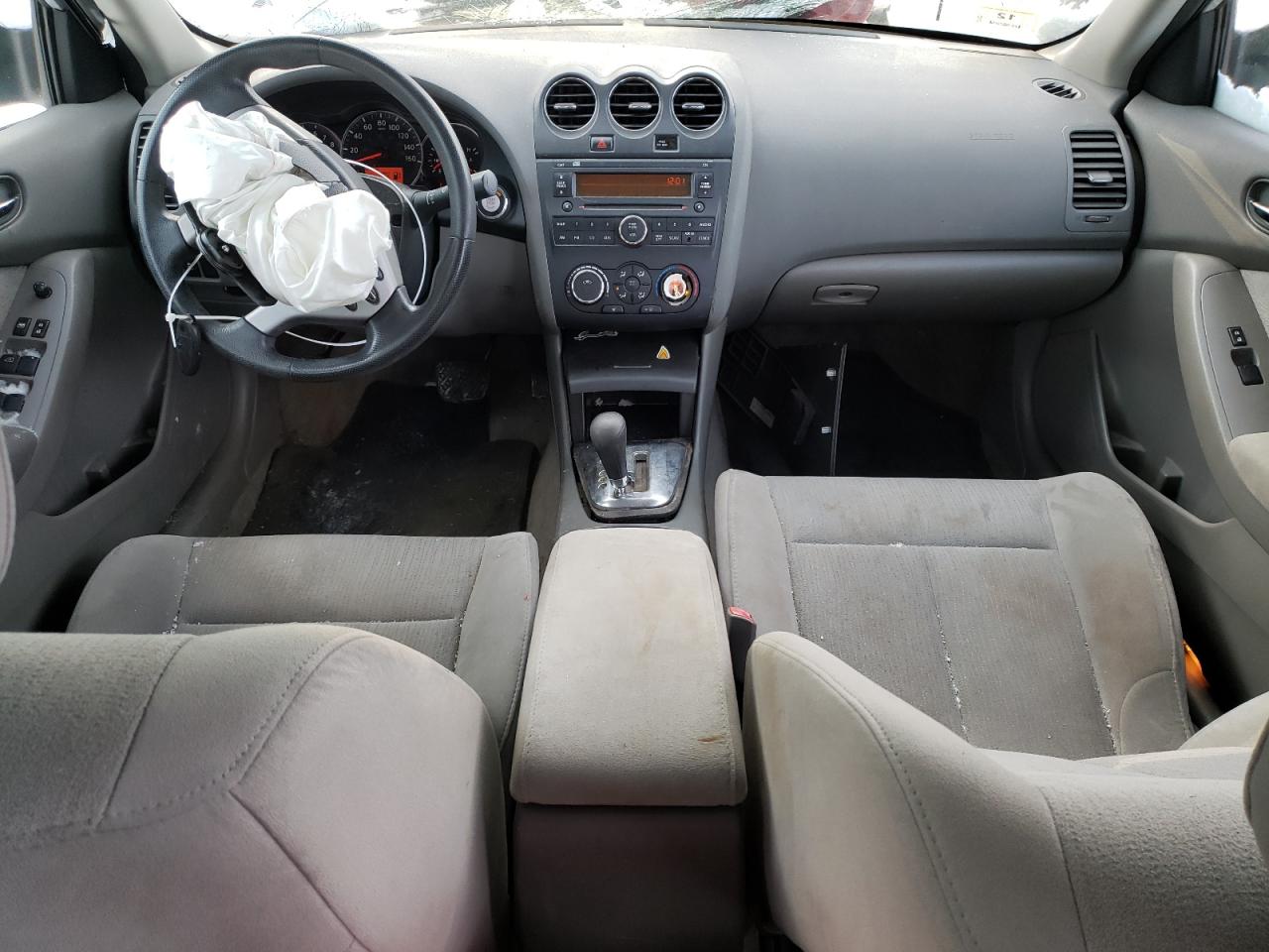 2012 Nissan Altima - Image 8