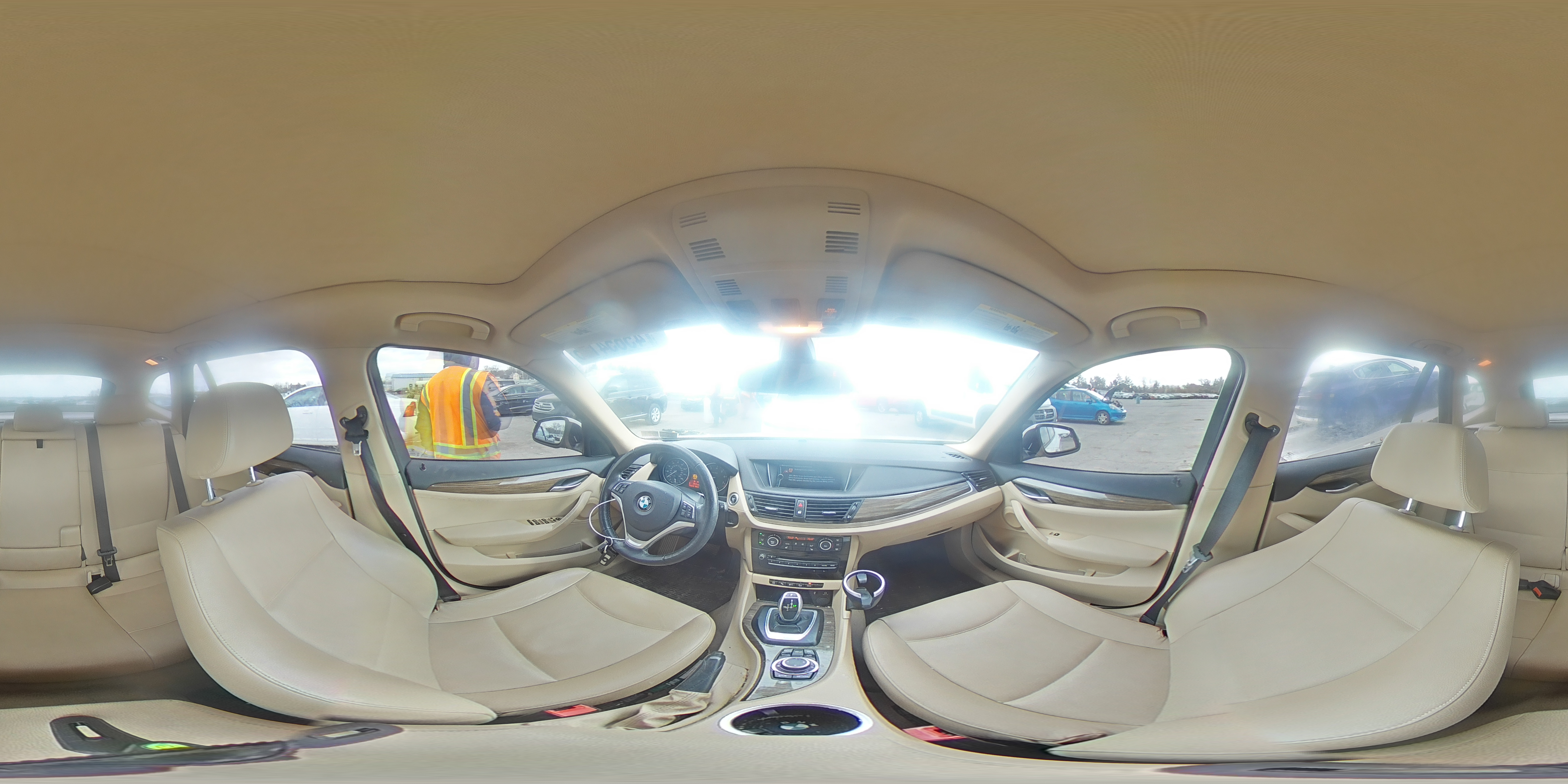 2015 BMW X1 - Image 14