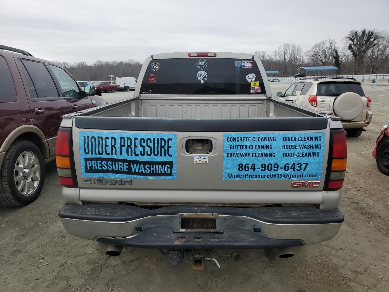2004 GMC Sierra - Image 6