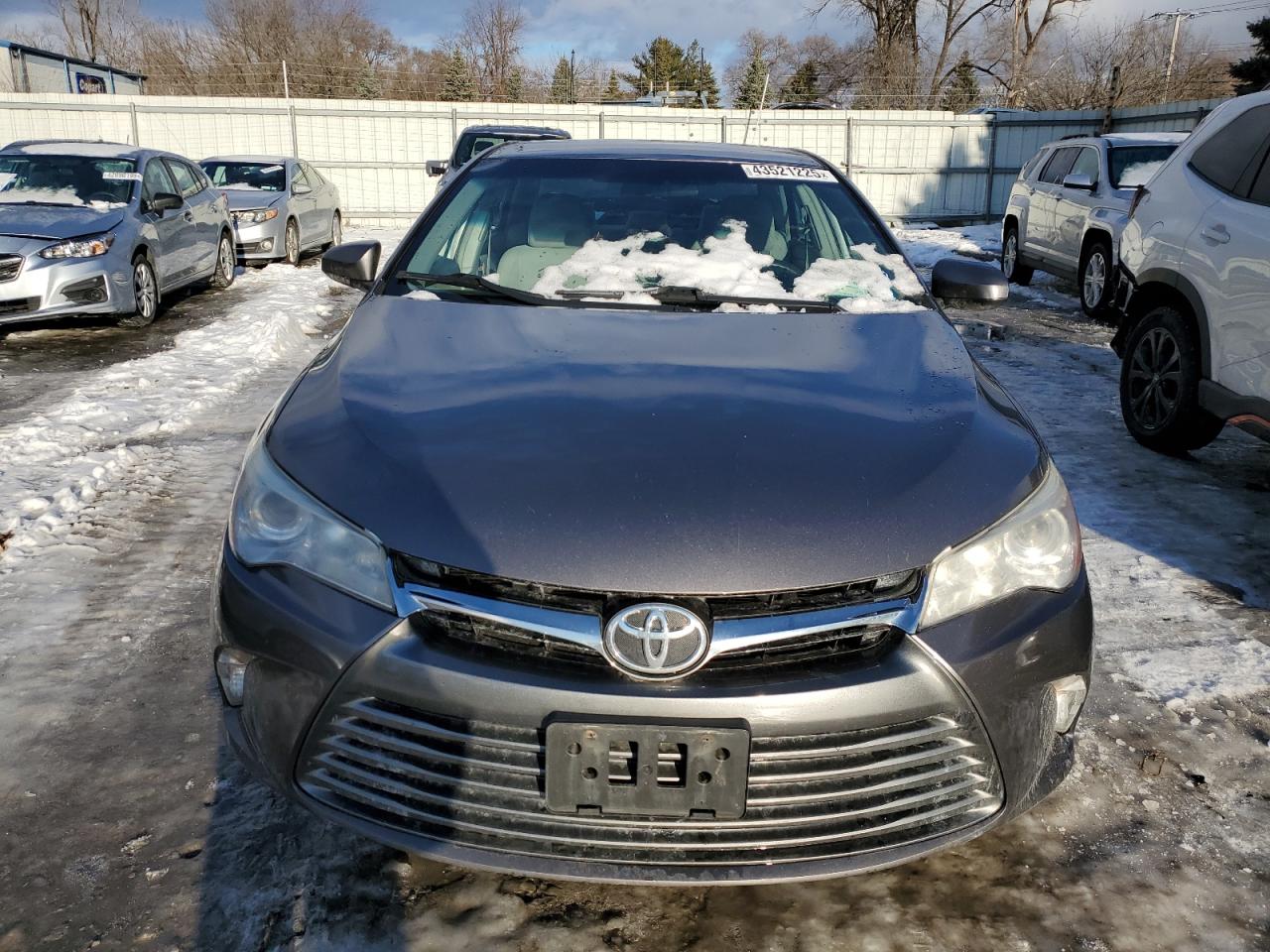 2017 Toyota Camry - Image 5