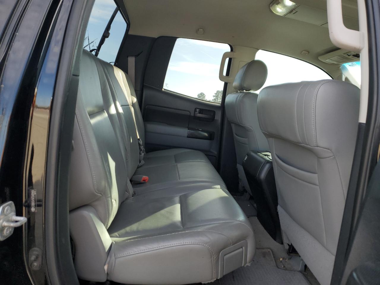 2007 Toyota Tundra - Image 10