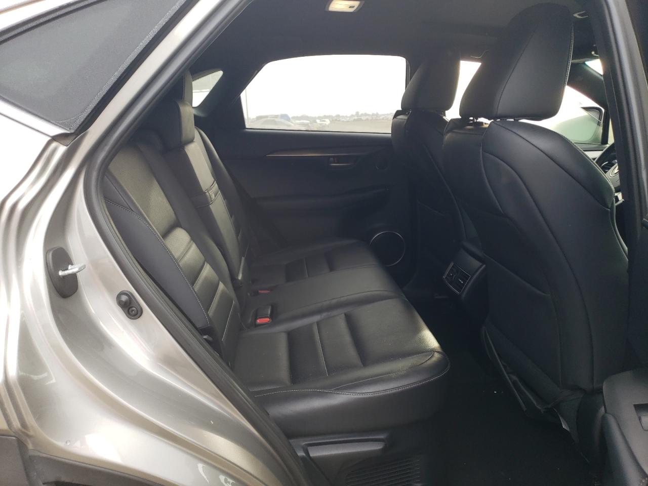 2015 Lexus NX - Image 10