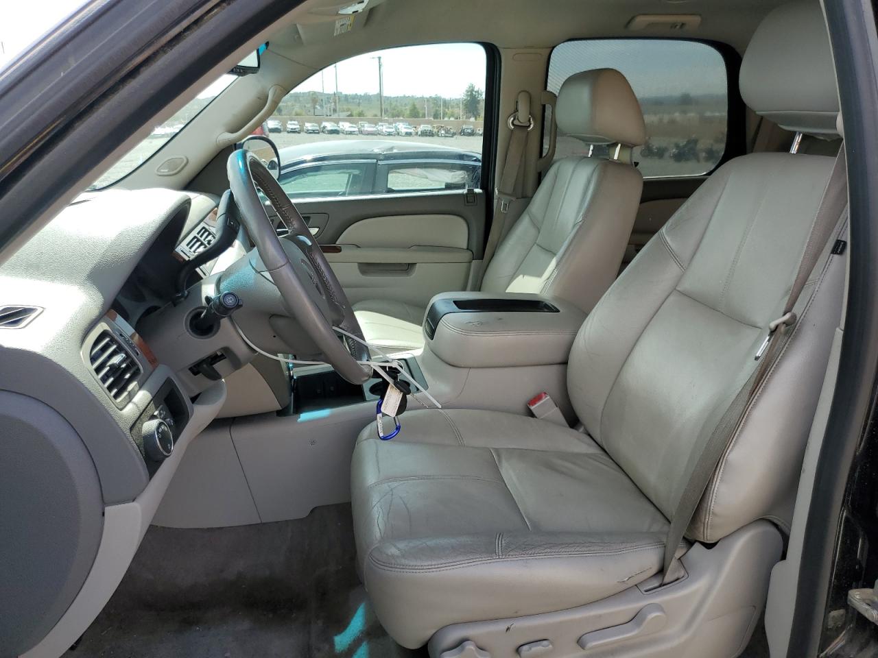 2012 GMC Yukon - Image 7