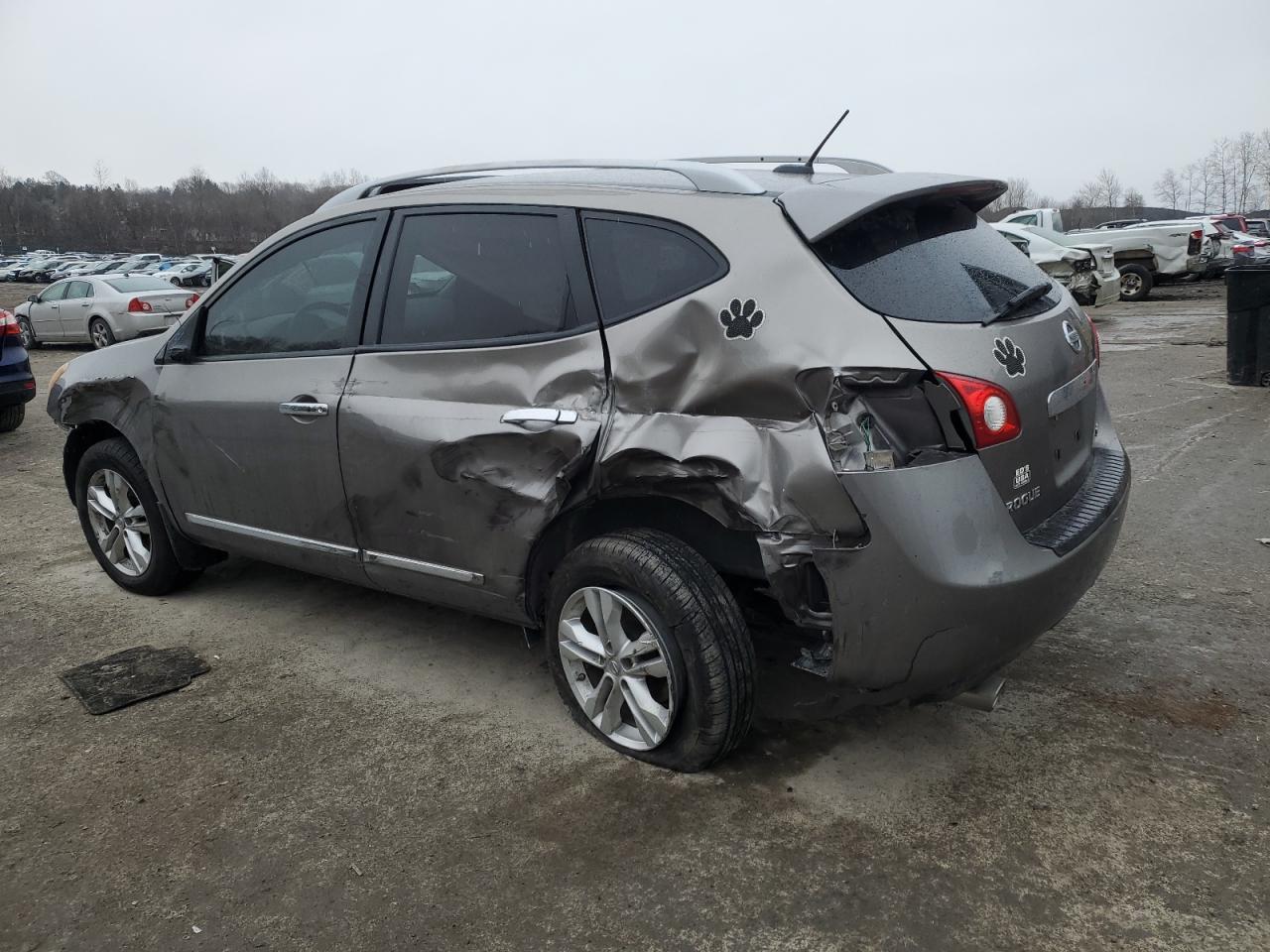 2013 Nissan Rogue - Image 2