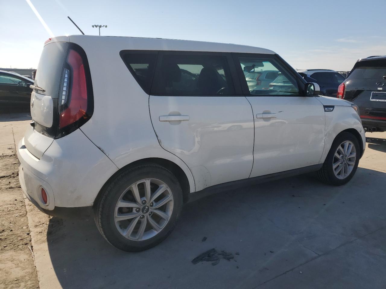 2019 Kia Soul - Image 3
