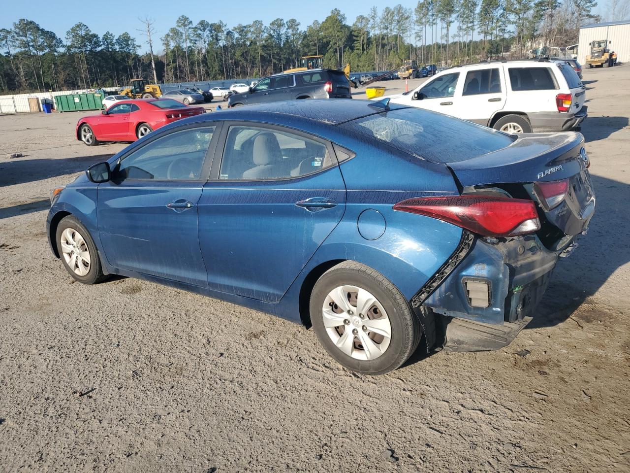 2016 Hyundai Elantra - Image 2