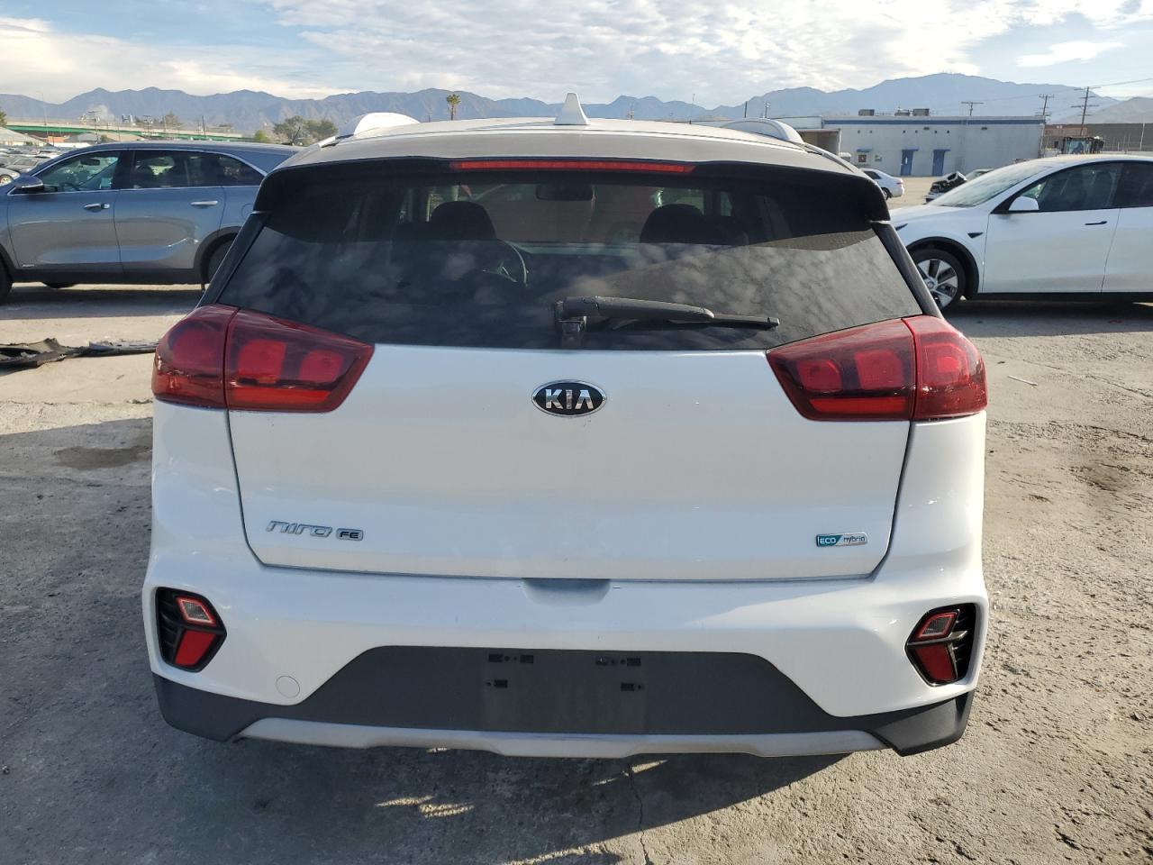 2020 Kia Niro - Image 6