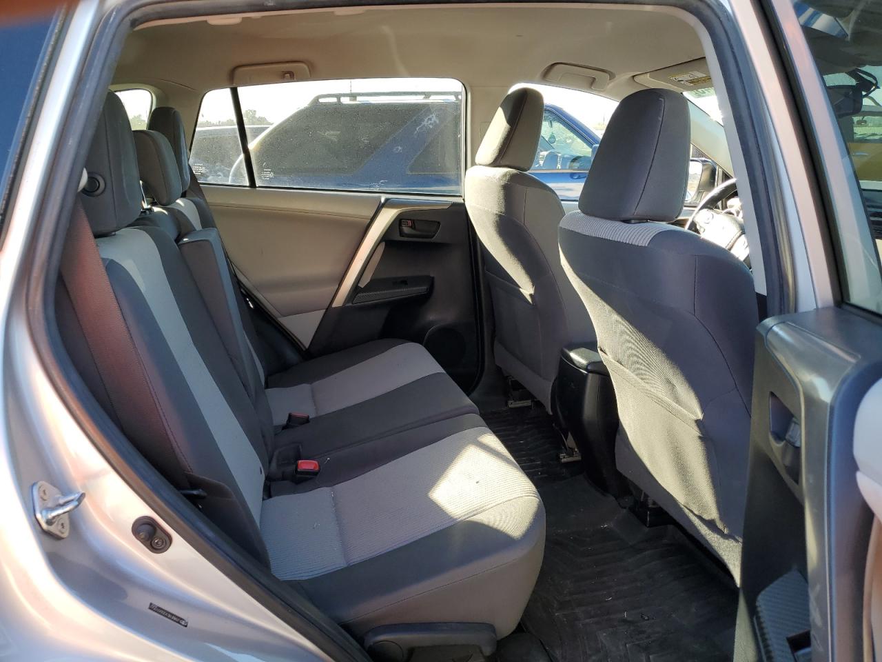 2013 Toyota RAV 4 - Image 10