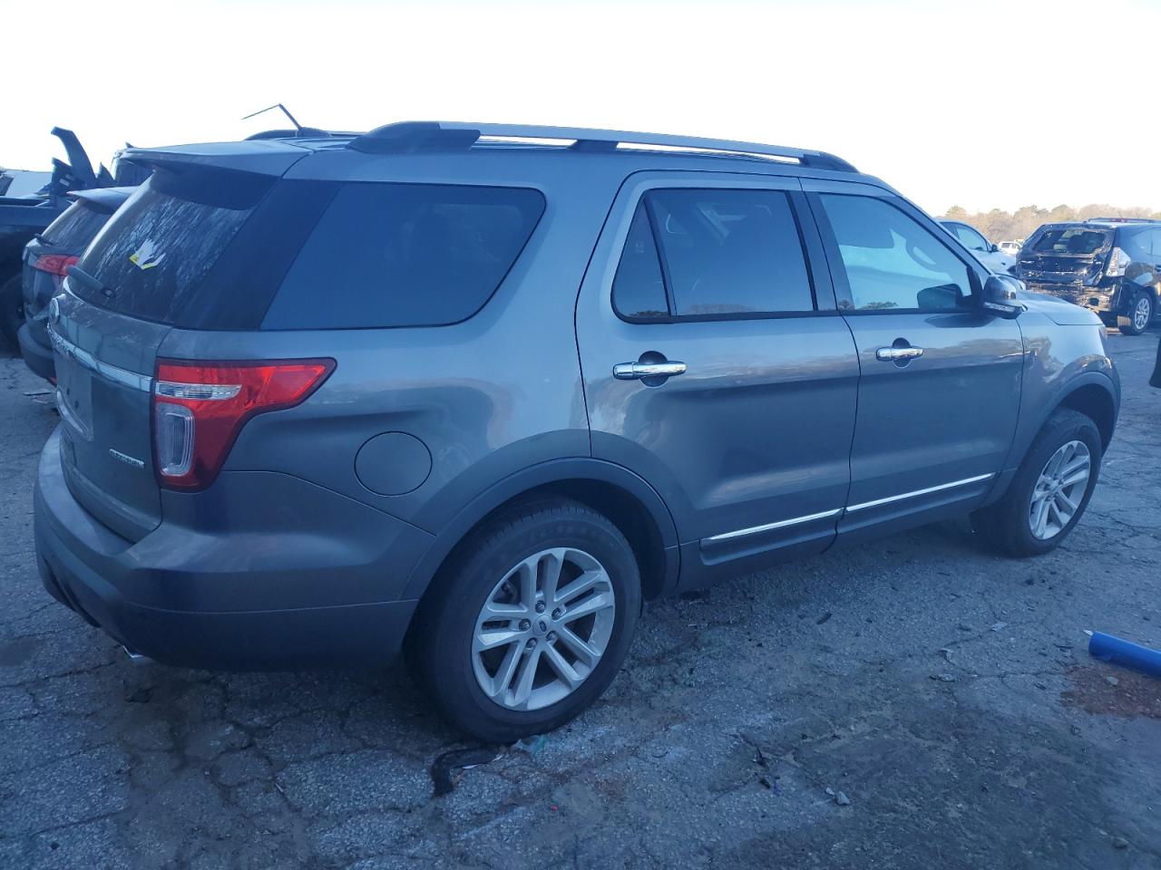2014 Ford Explorer - Image 3