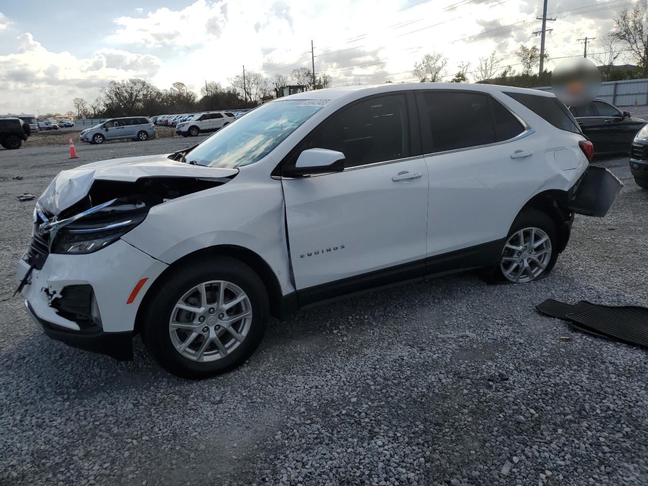2022 Chevrolet Equinox - Image 1