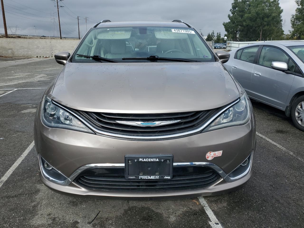 2018 Chrysler Pacifica - Image 5