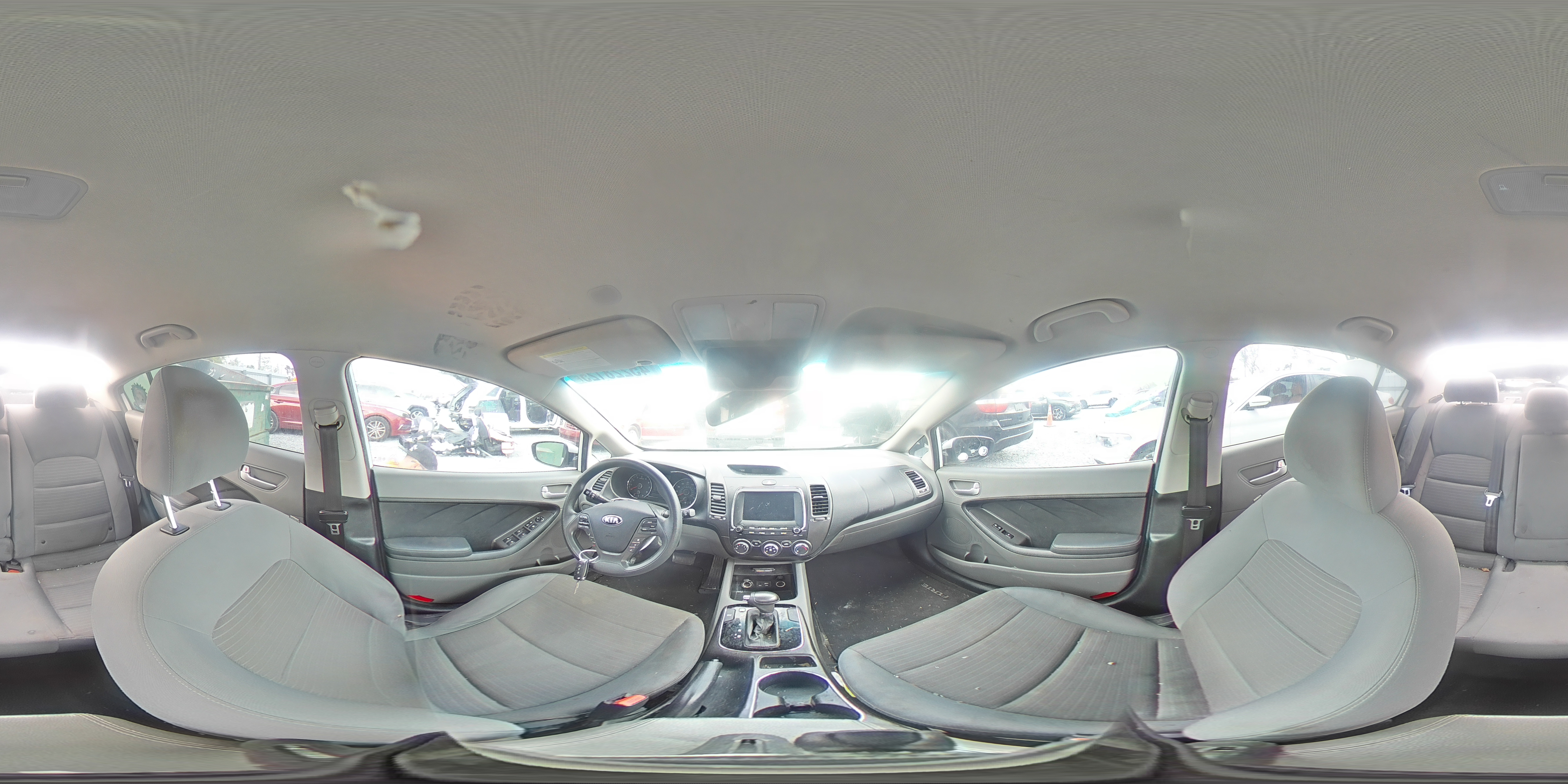 2018 Kia Forte - Image 12