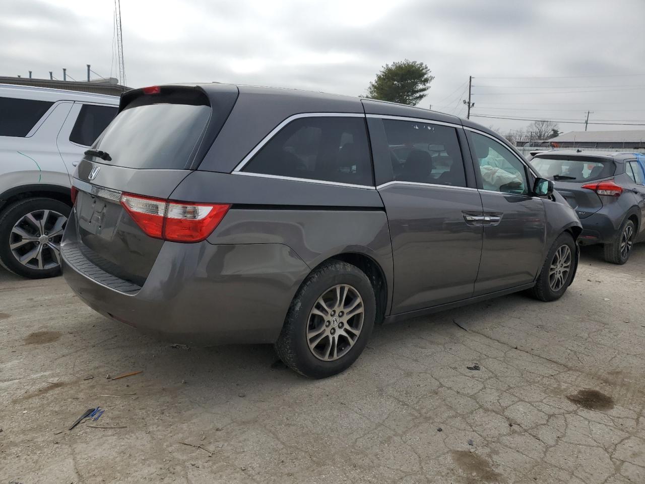2011 Honda Odyssey - Image 3