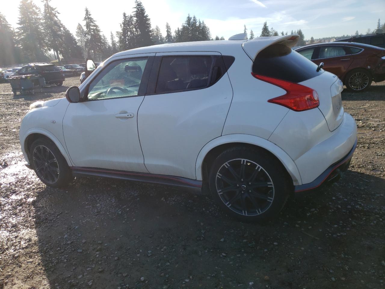 2014 Nissan Juke - Image 2