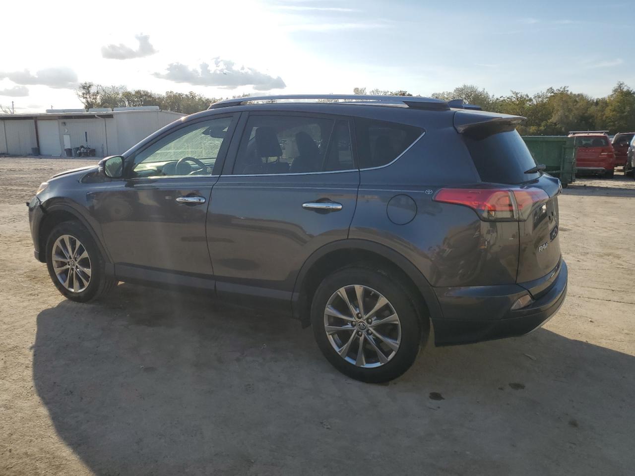 2017 Toyota RAV 4 - Image 2