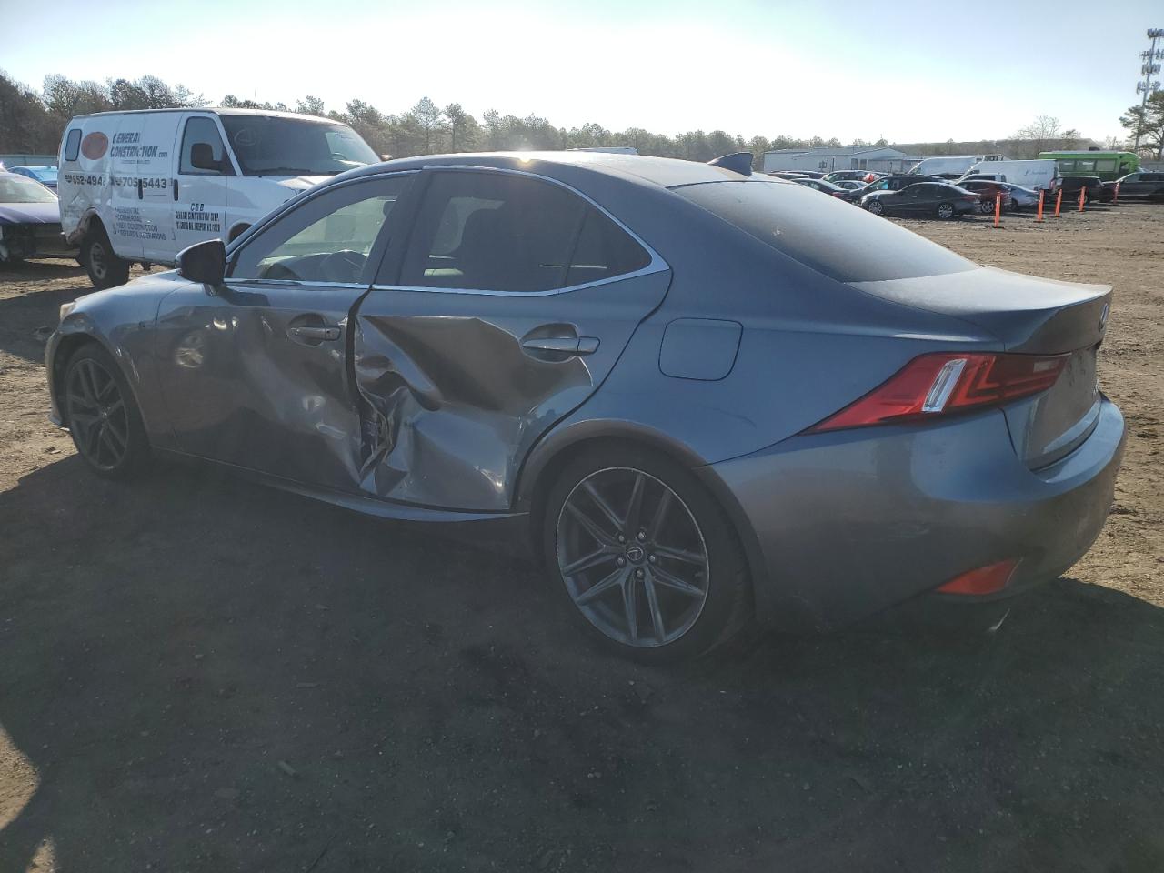 2014 Lexus IS - Image 2