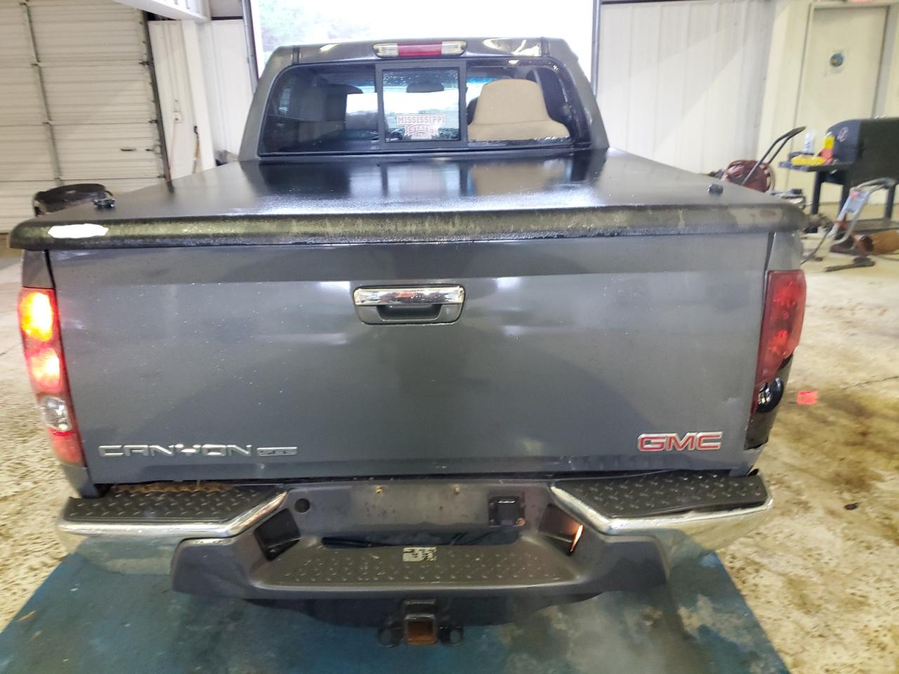 2009 GMC Canyon - Image 6