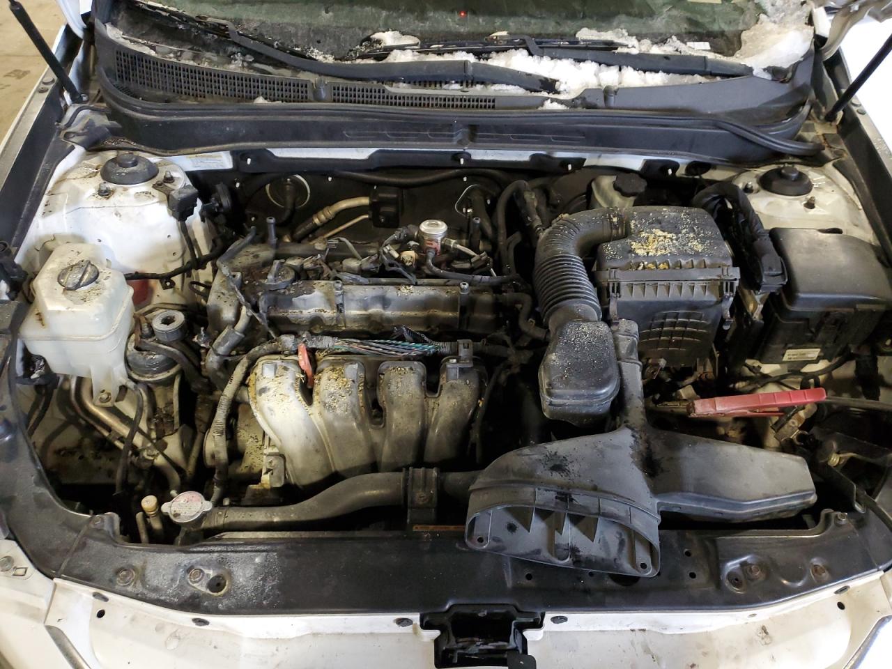 2011 Hyundai Sonata - Image 11