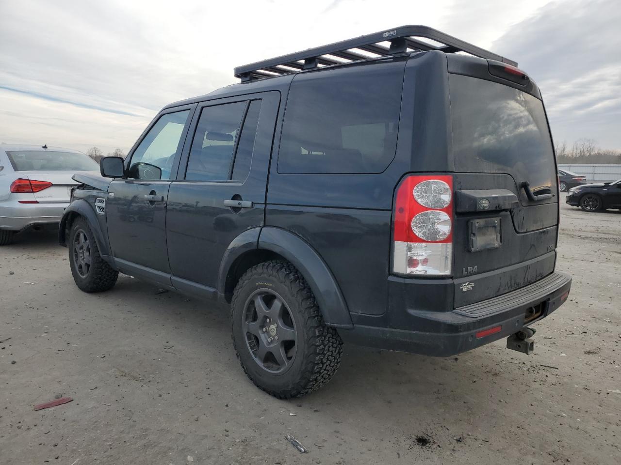 2012 Land Rover LR4 - Image 2