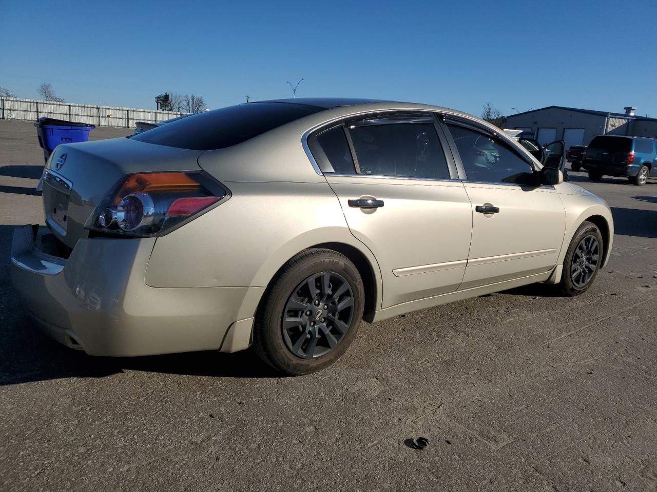 2009 Nissan Altima - Image 3