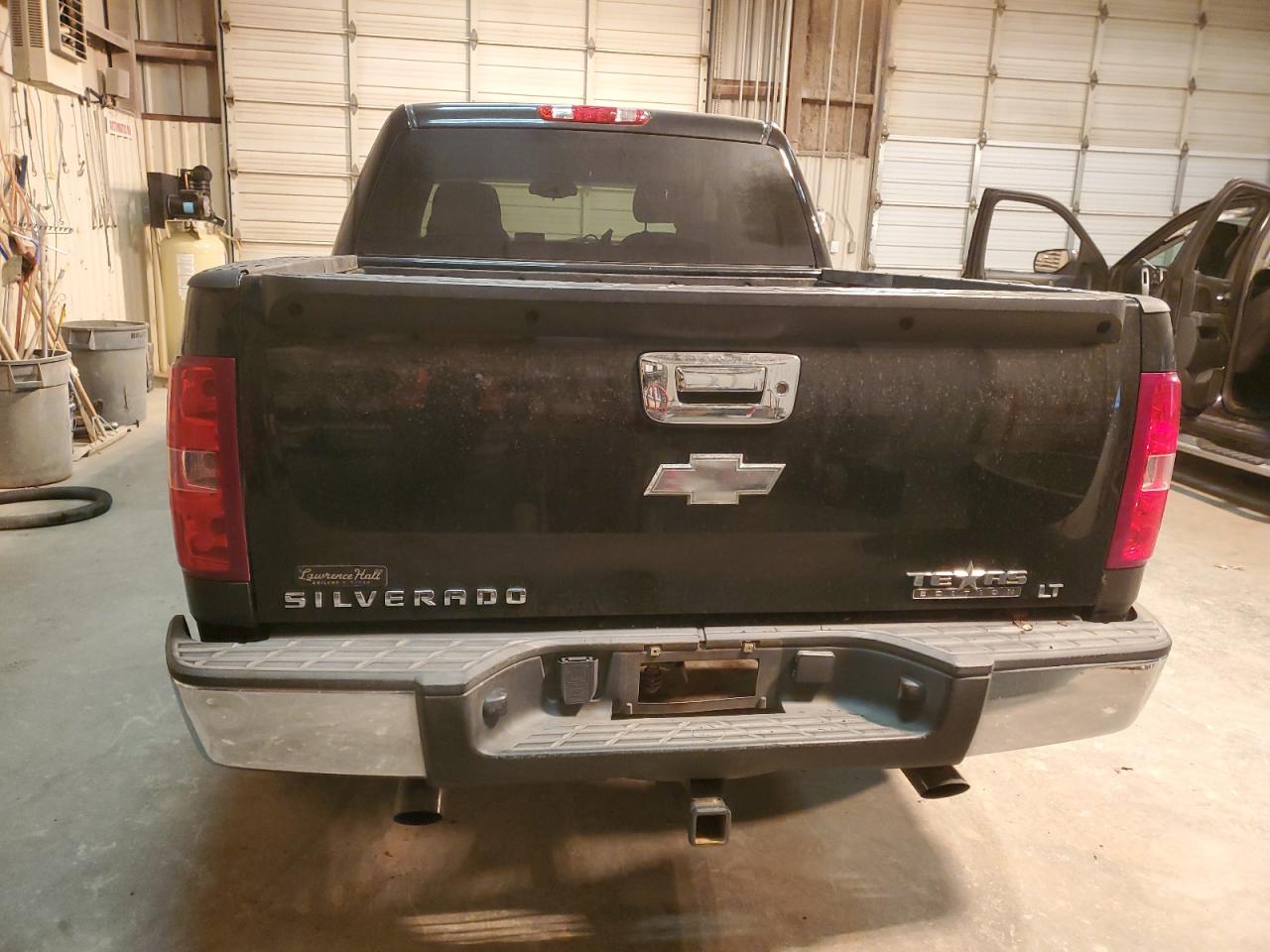 2009 Chevrolet Silverado - Image 6