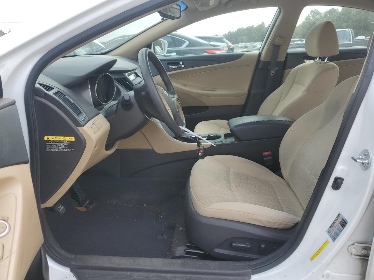 2013 Hyundai Sonata - Image 7