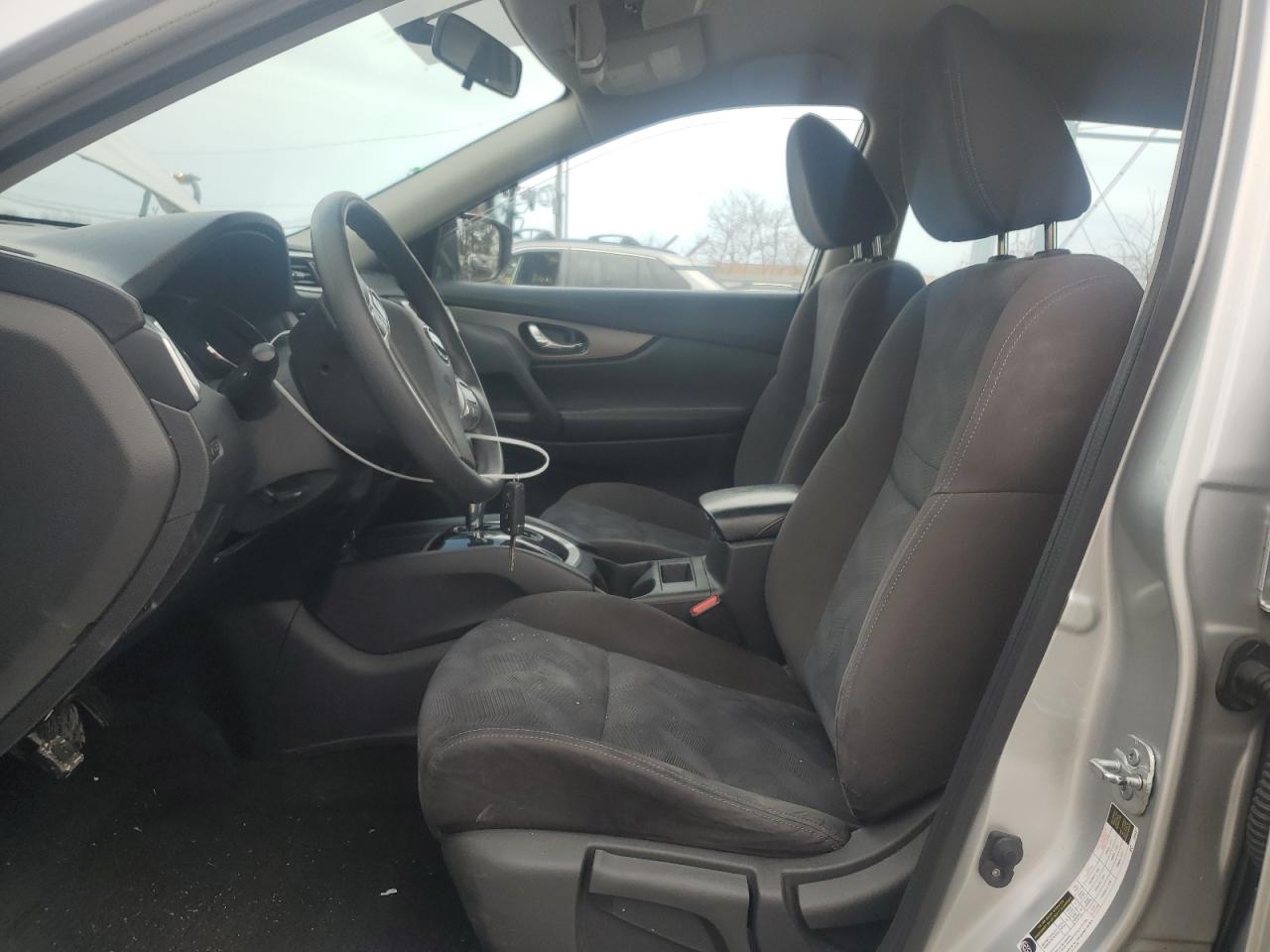 2015 Nissan Rogue - Image 7