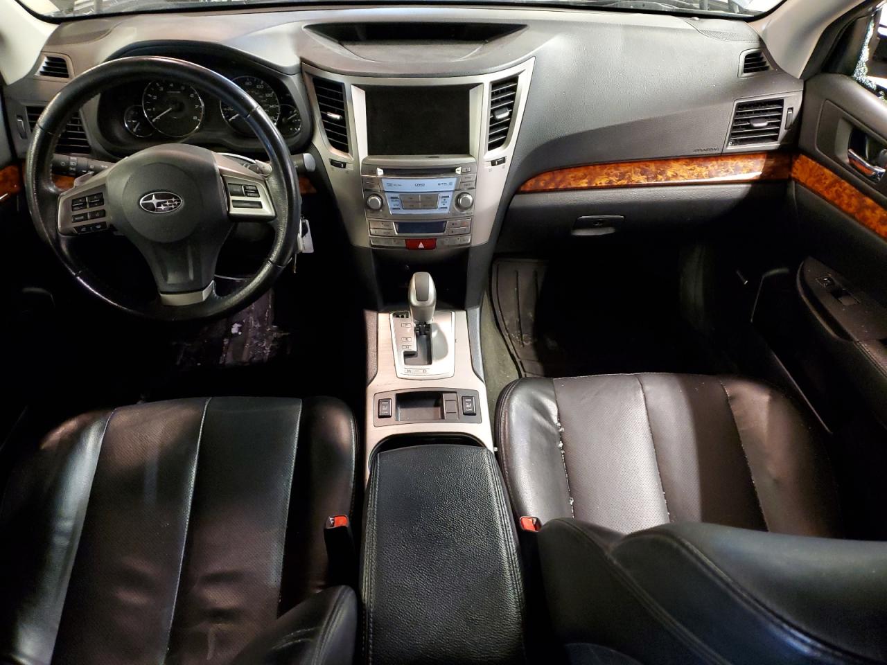 2012 Subaru Outback - Image 8