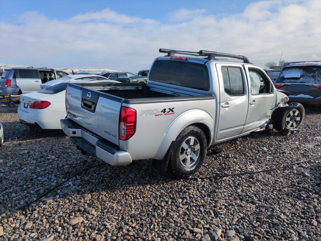 2012 Nissan Navara (Frontier) - Image 3